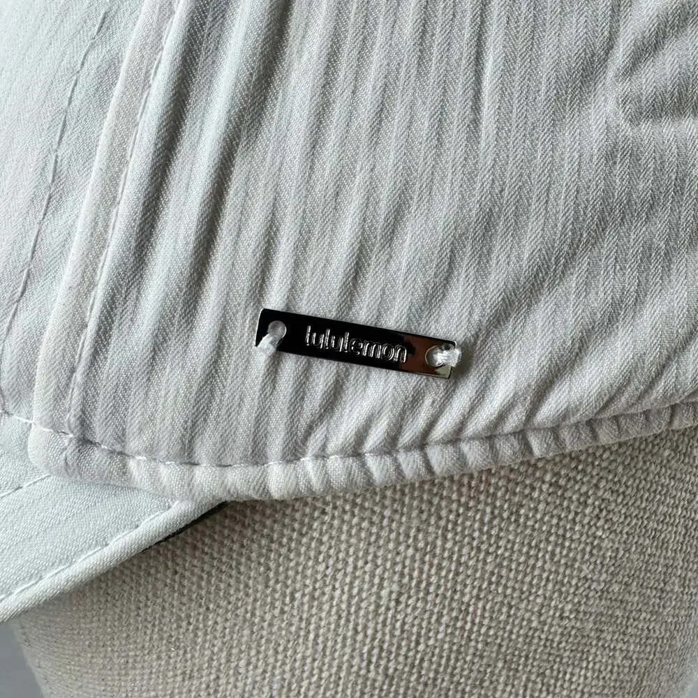 Lululemon Athletica Fast Pace Run Hat White Silver Metal Logo